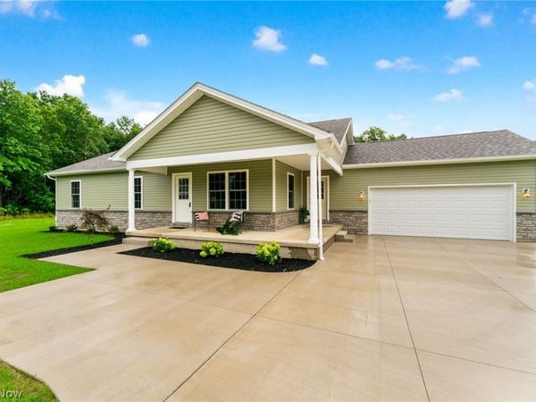 406 S Raccoon Road , Austintown, OH 44515