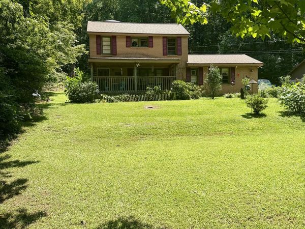 41 Blackwell Drive, Cleveland, GA 30528