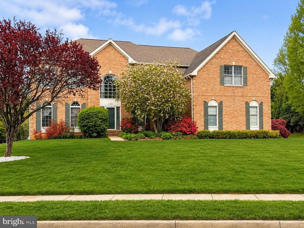 1789 Clovermeadow Drive, Vienna, VA 22182 Main Photo