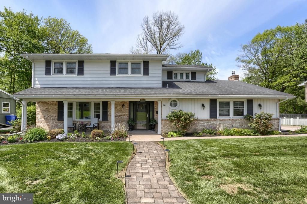 238 GREEN LANE DRIVE, CAMP HILL, PA 17011