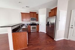 815 Parnell Court  photo 4