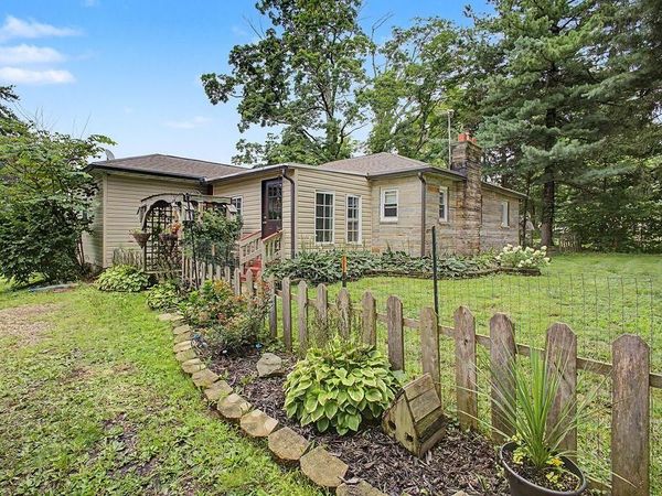6536 Newark Road , Mount Vernon, OH 43050