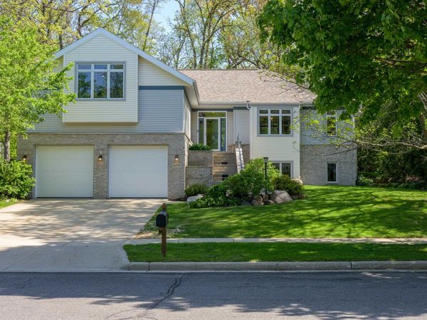 659 Acadia Way, Verona, WI 53593