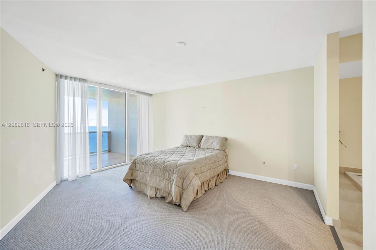 18911 Collins Ave , Unit 2906, Sunny Isles Beach, FL 33160 Photo