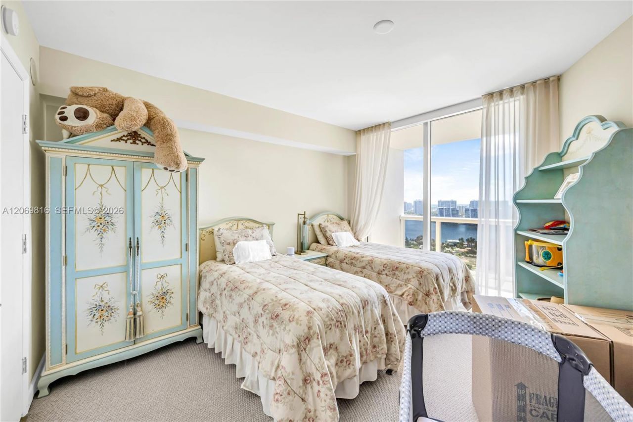 18911 Collins Ave , Unit 2906, Sunny Isles Beach, FL 33160 Photo