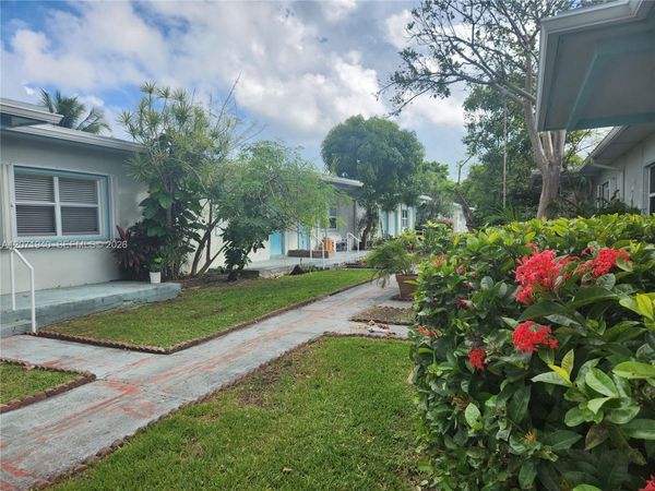1239 Marseille Dr , Unit 4, Miami Beach, FL 33141