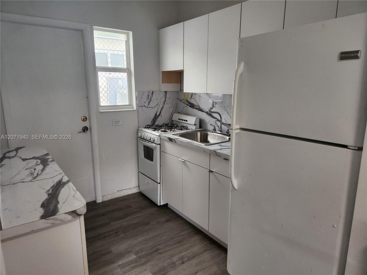 1239 Marseille Dr , Unit 4, Miami Beach, FL 33141 Photo