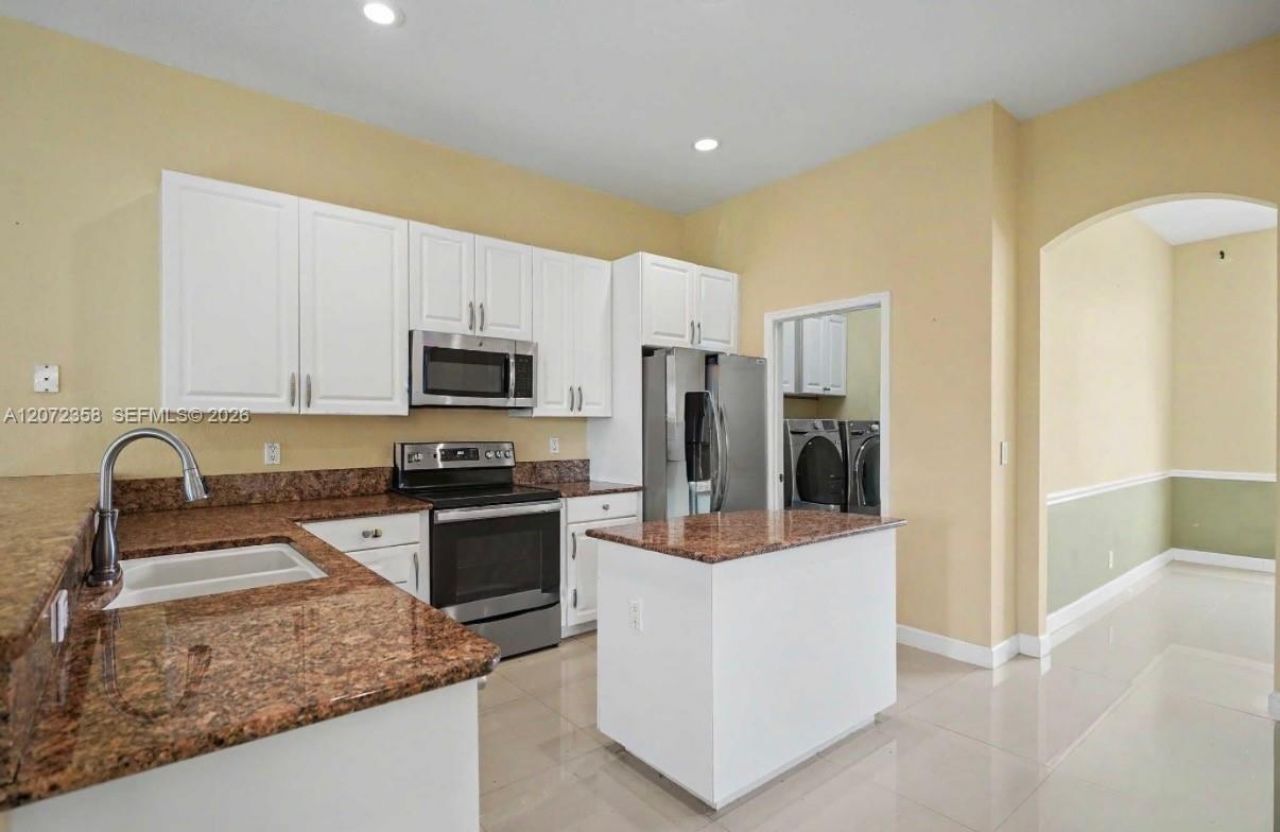232 SW Carter Ave, Port Saint Lucie, FL 34983 Photo