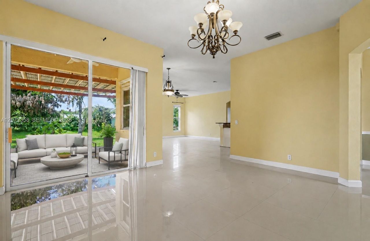 232 SW Carter Ave, Port Saint Lucie, FL 34983 Photo