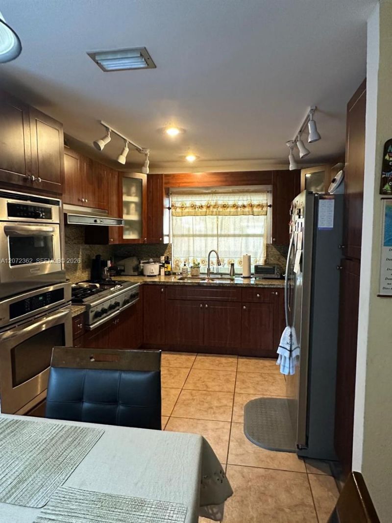 4863 SW 148th Ct , Miami, FL 33185 Photo