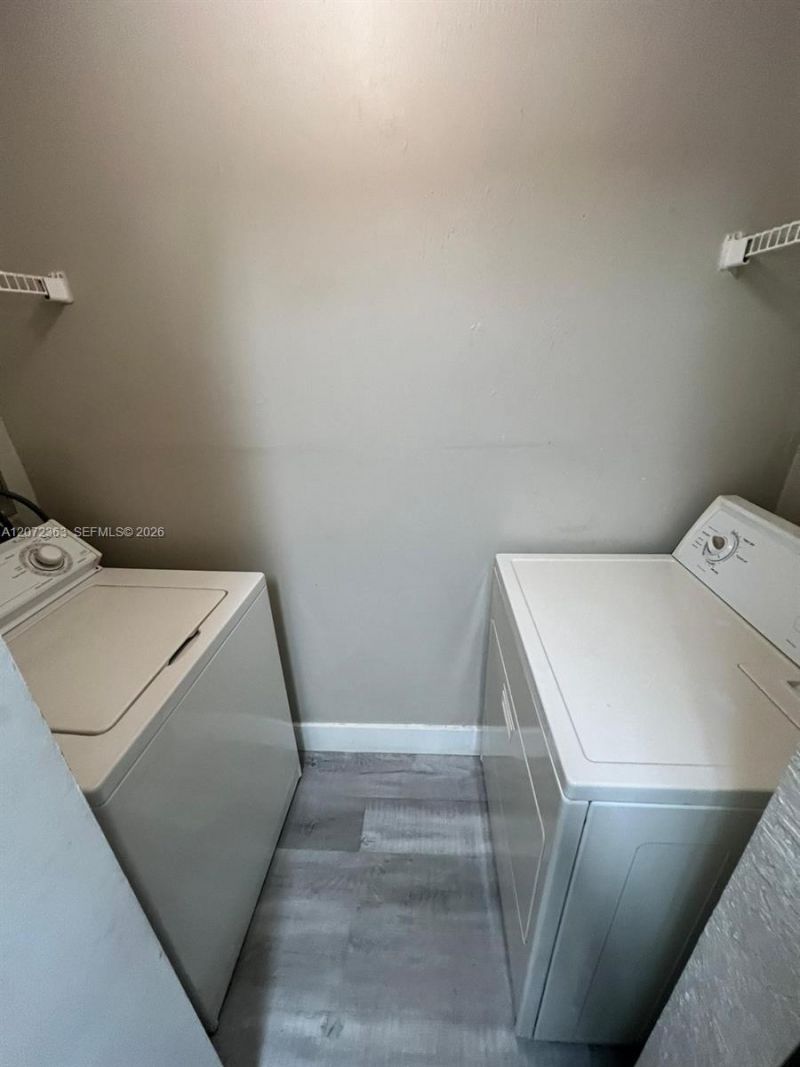 18725 NW 62nd Ave, Unit 111, Hialeah, FL 33015 Photo
