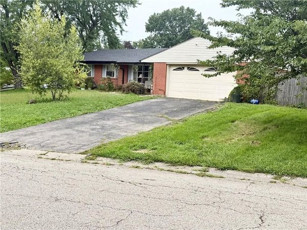 2611 Flowerstone Drive, Dayton, OH 45449