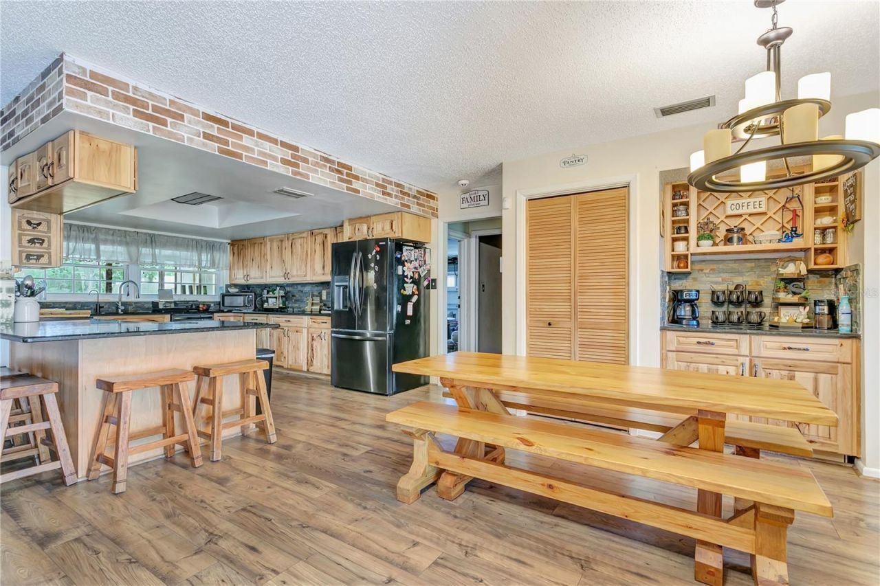 10710 Bill Tucker Road, Wimauma, FL 33598 Photo