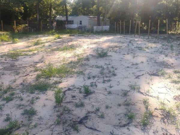 587 MARSHBURN DRIVE , BRONSON, FL 32621