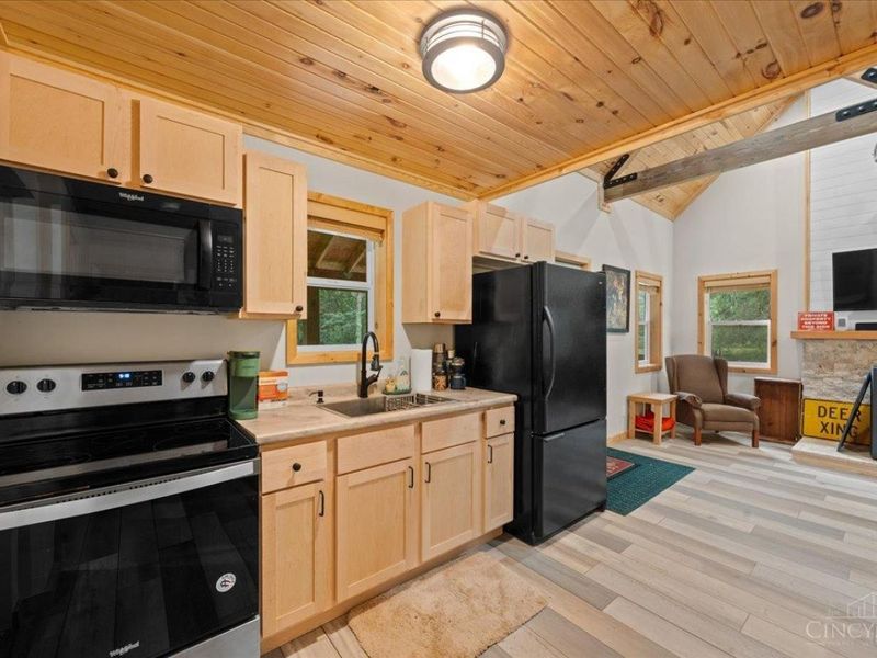 8525 Dunham Road, Washington Township, OH 45133 Photo 12
