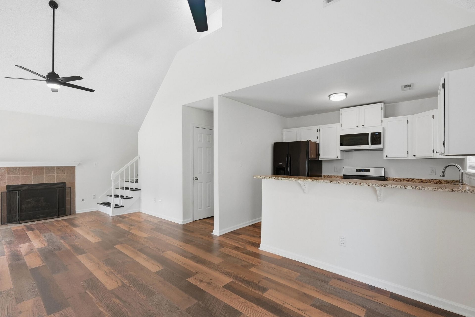 996 Nabors Drive Photo 11