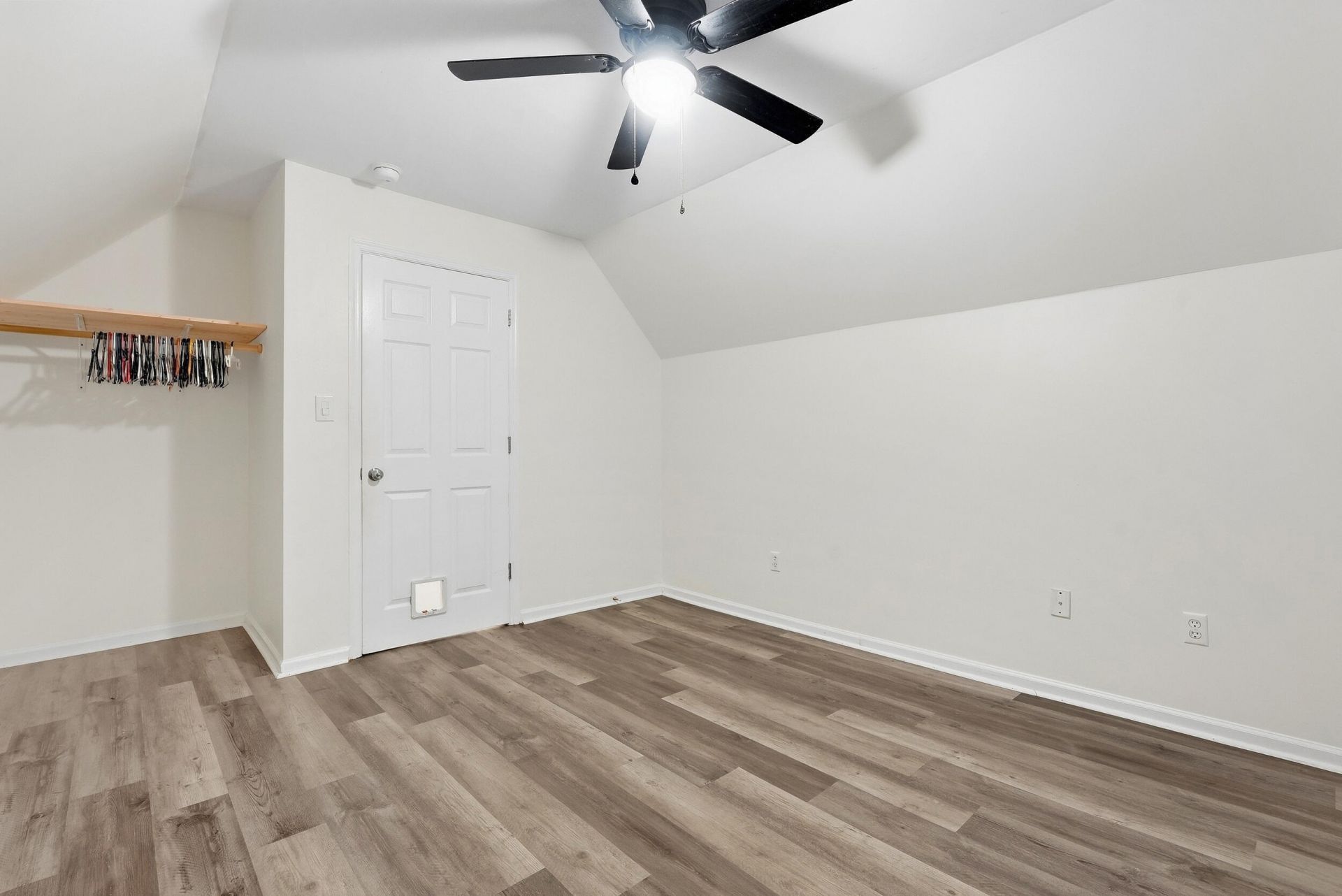 996 Nabors Drive Photo 22