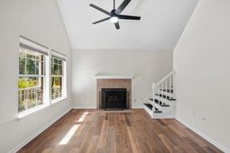 996 Nabors Drive photo 4