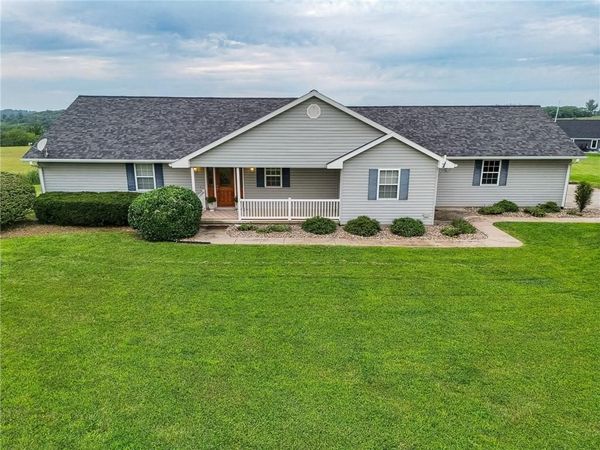 25651 Liberty Road, Maryville, MO 64468