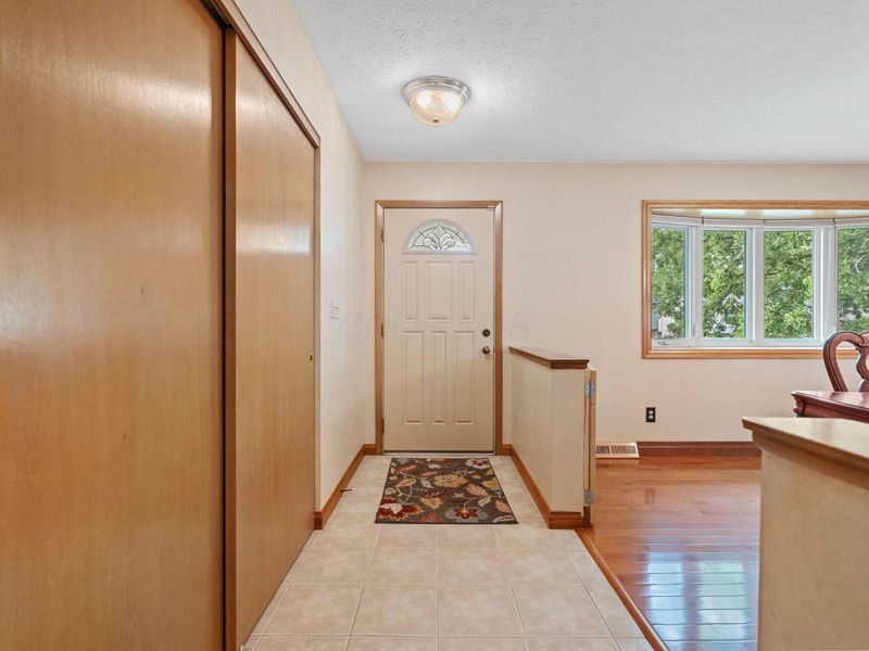 4032 Anthony Court N, Columbus, OH 43213 Photo 6