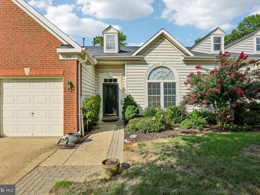 305 Colony Point Place, Edgewater, MD 21037 Main Photo