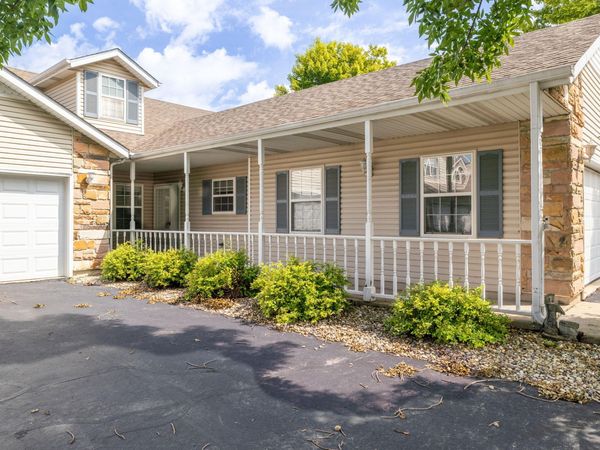 2175 Ramblewood Drive , Highland, IN 46322
