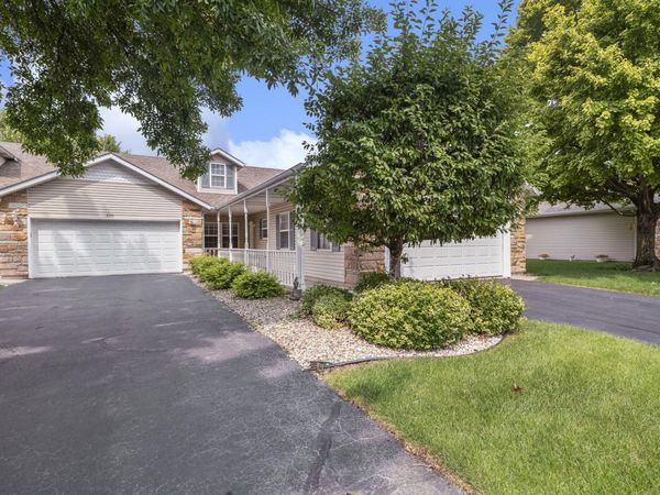 2175 Ramblewood Drive , Highland, IN 46322