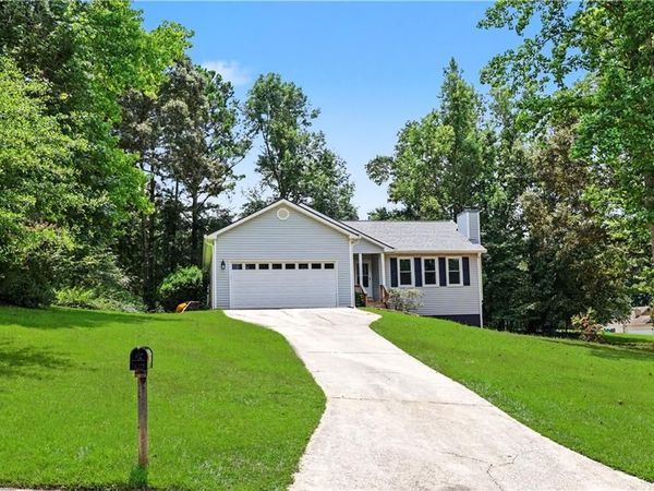 1312 Smokerise Lane, Auburn, GA 30011