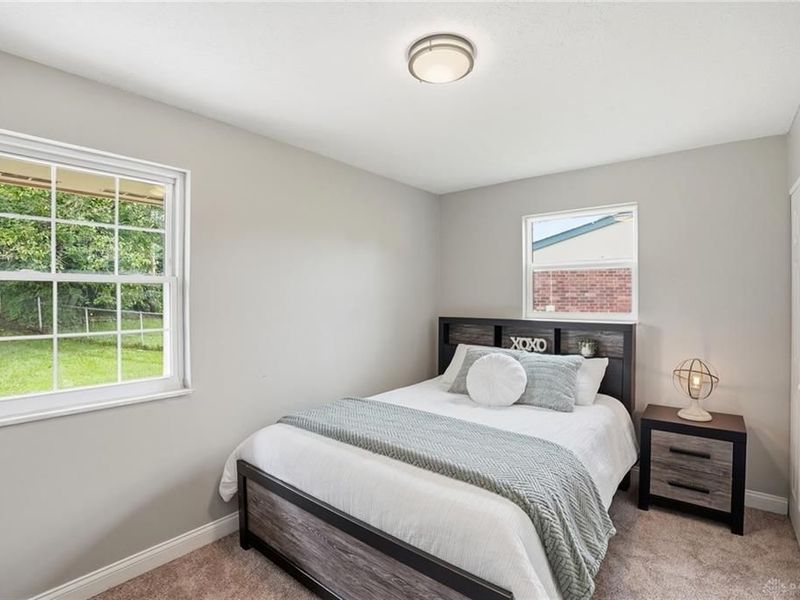 38 Grantwood Drive, West Carrollton, OH 45449 Photo 11