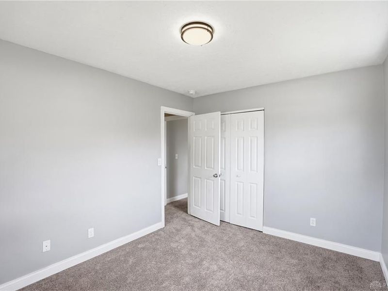 38 Grantwood Drive, West Carrollton, OH 45449 Photo 14