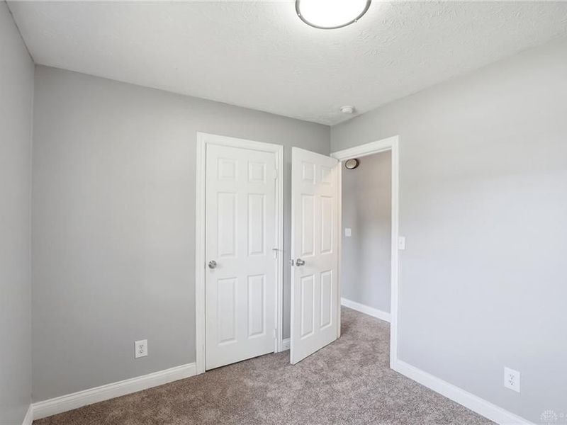 38 Grantwood Drive, West Carrollton, OH 45449 Photo 18