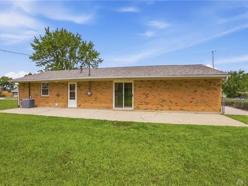 38 Grantwood Drive, West Carrollton, OH 45449 Photo 19