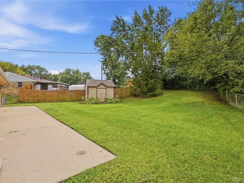 38 Grantwood Drive, West Carrollton, OH 45449 Photo 22