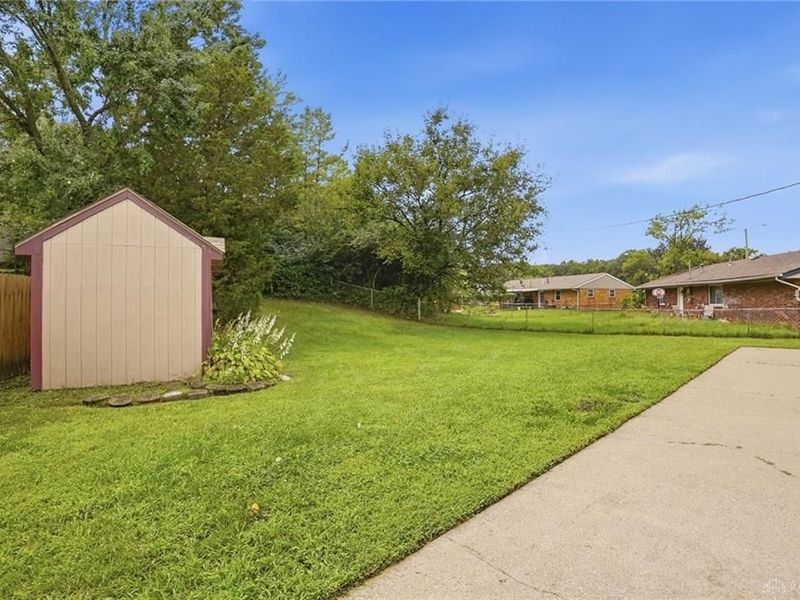 38 Grantwood Drive, West Carrollton, OH 45449 Photo 23