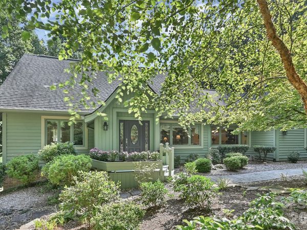 3 Rodney Court, Flat Rock, NC 28731