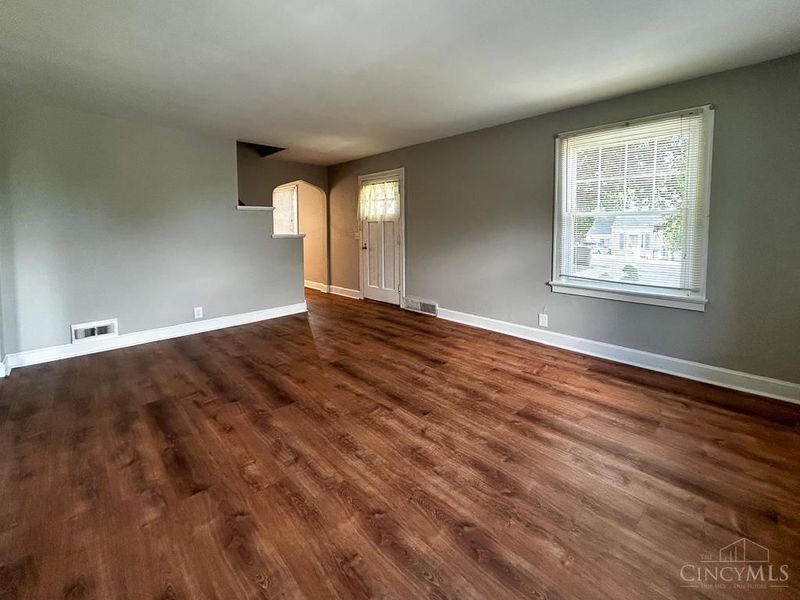 3289 Van Zandt Drive, Green Township, OH 45211 Photo 5