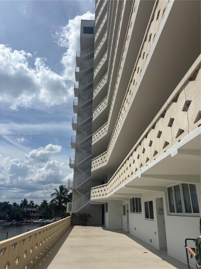 333 Sunset Dr, Unit 108, Fort Lauderdale, FL 33301 Photo