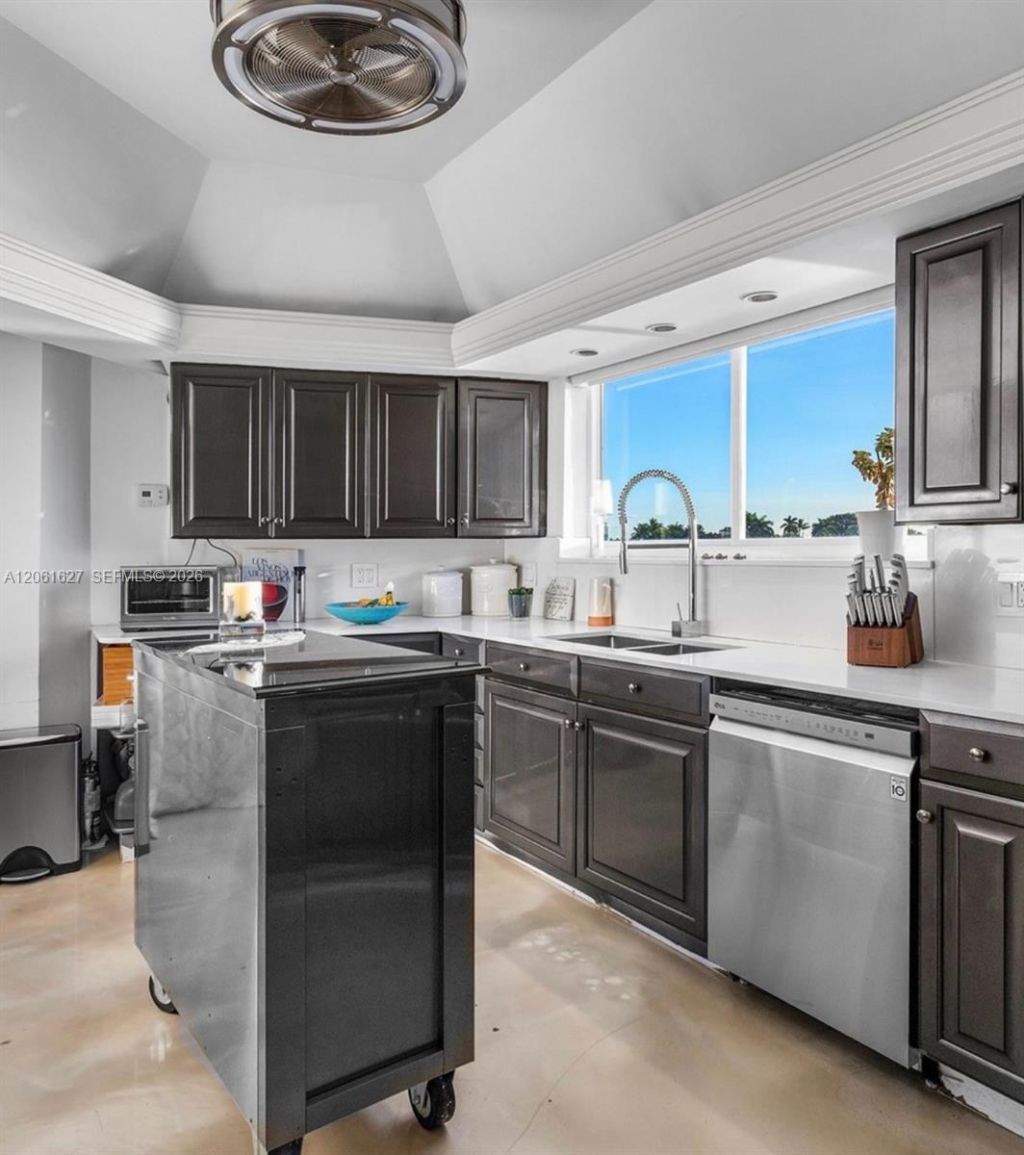 333 Sunset Dr, Unit 108, Fort Lauderdale, FL 33301 Photo