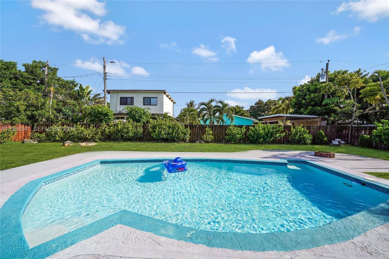 912 NE 9th Ct , Pompano Beach, FL 33060 Photo