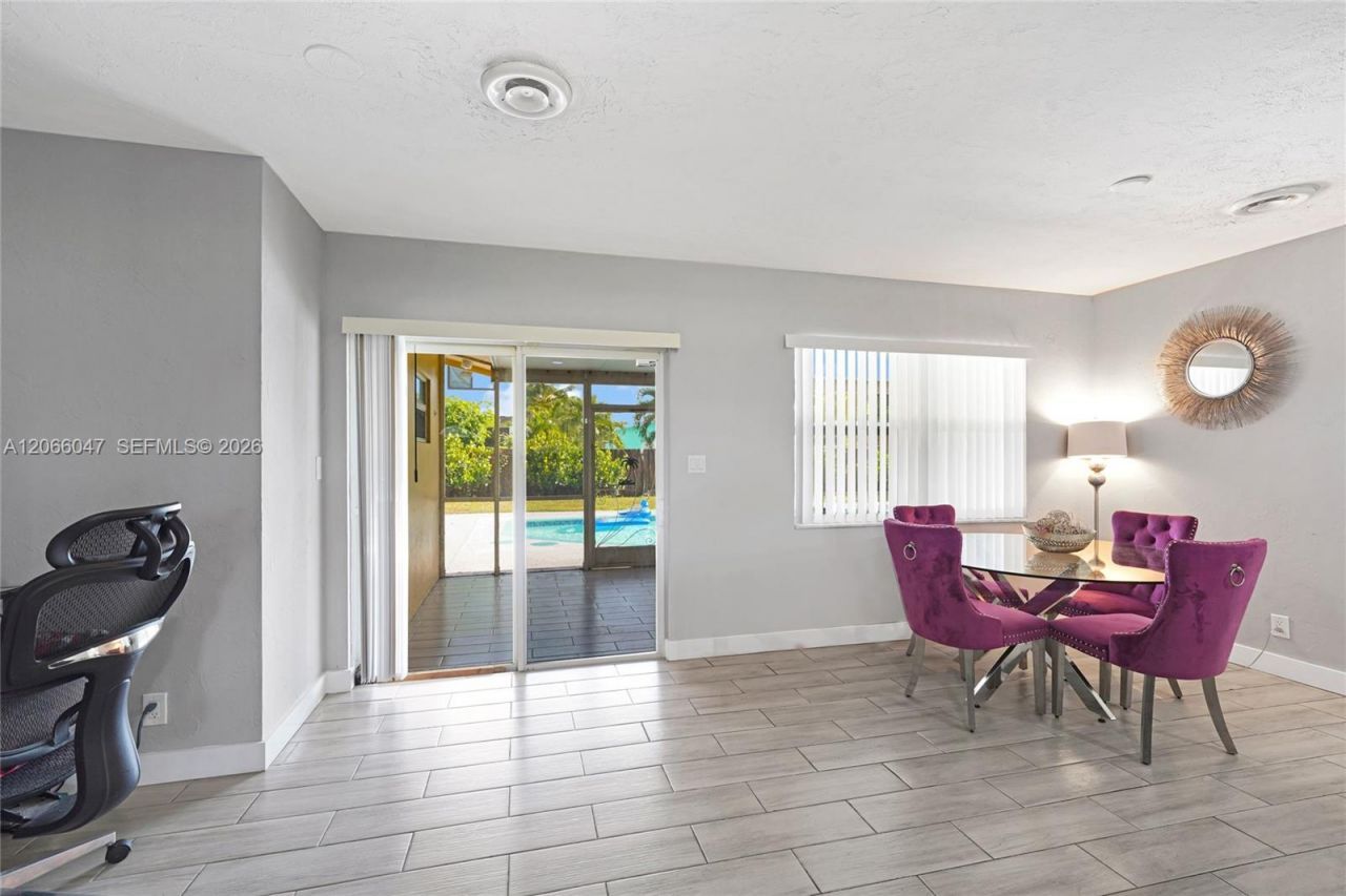 912 NE 9th Ct , Pompano Beach, FL 33060 Photo