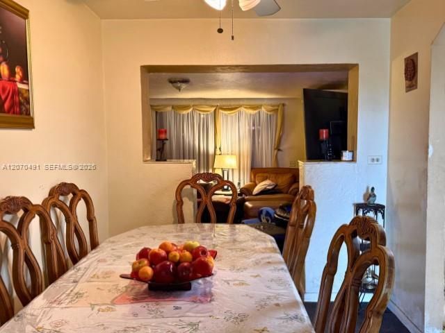 18600 NW 38th Ct, Miami Gardens, FL 33055 Photo