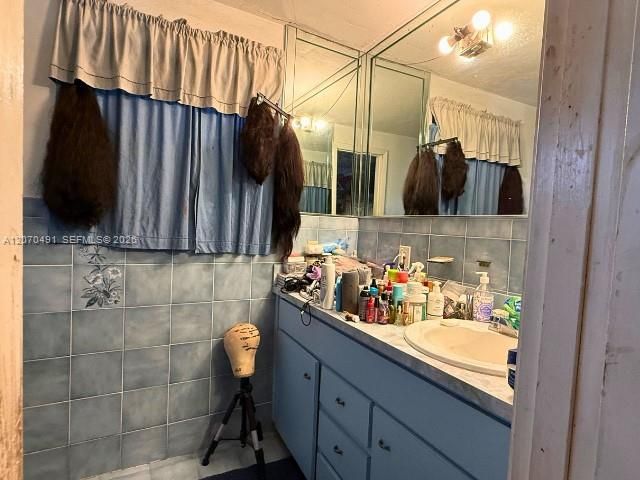 18600 NW 38th Ct, Miami Gardens, FL 33055 Photo