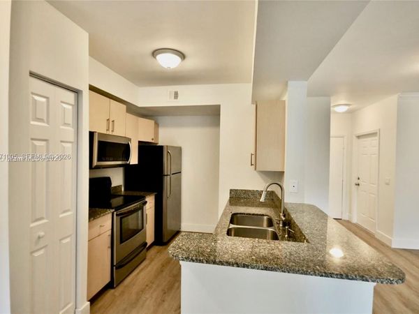 2474 Centergate Dr , Unit 103, Miramar, FL 33025