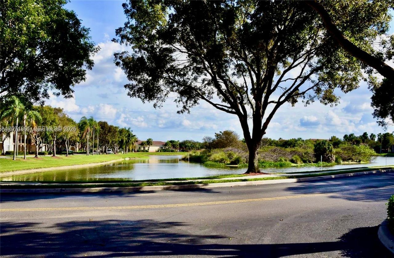 2474 Centergate Dr , Unit 103, Miramar, FL 33025 Photo