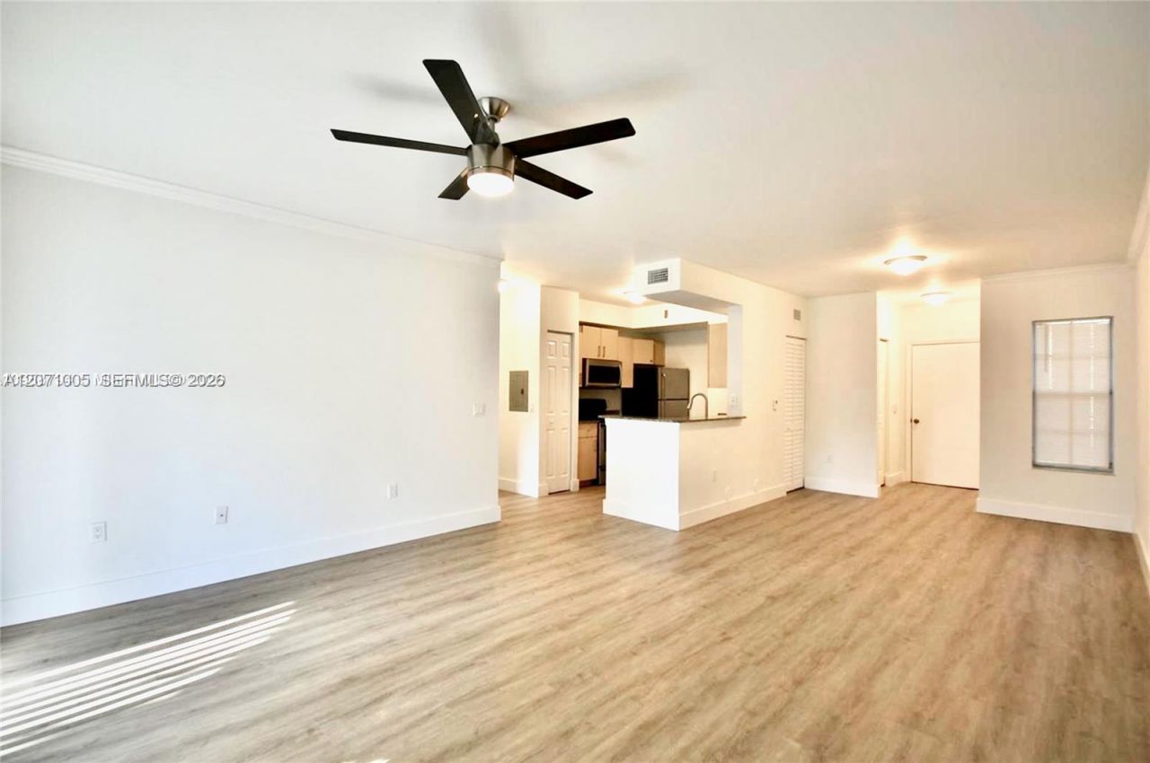 2474 Centergate Dr , Unit 103, Miramar, FL 33025 Photo
