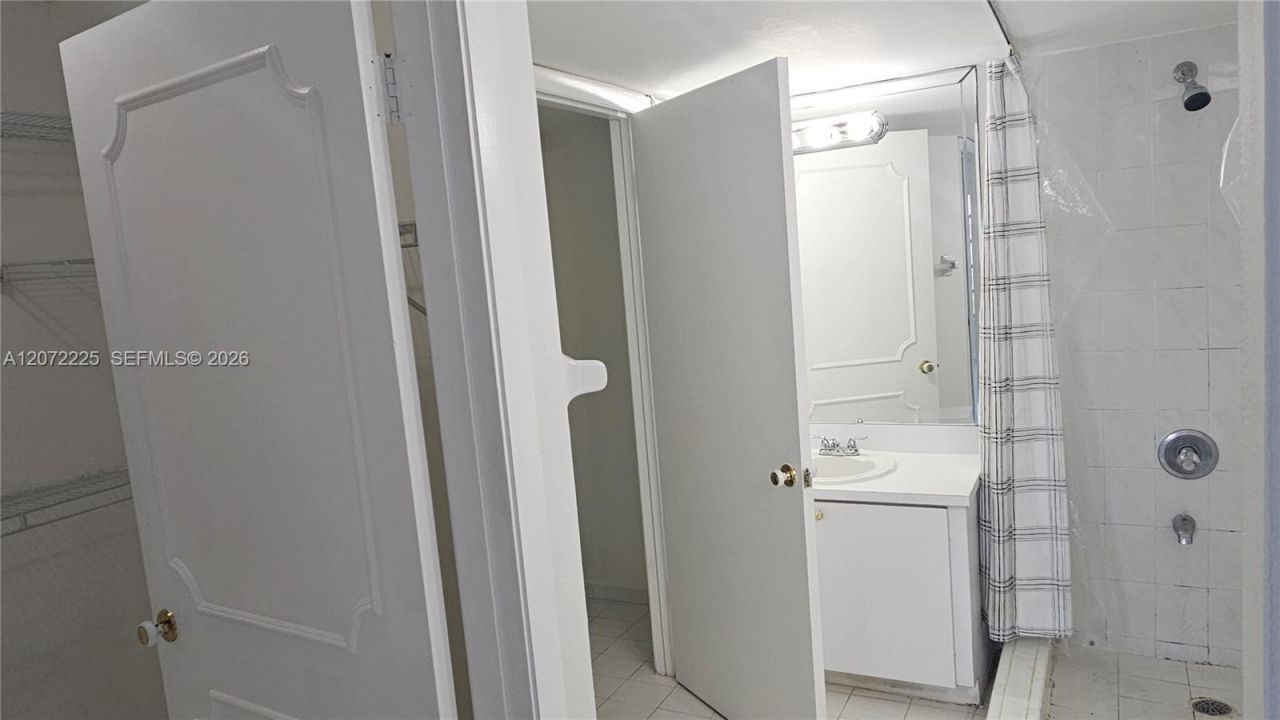 5800 SW 127th Ave , Unit 2420, Miami, FL 33183 Photo