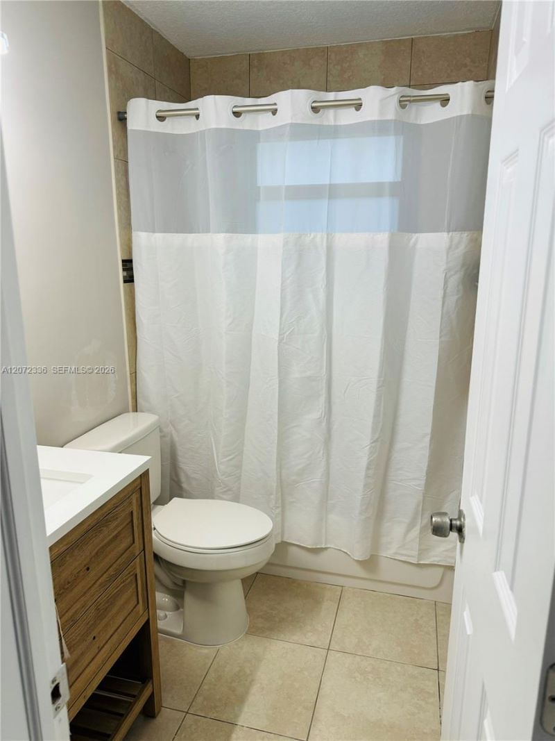 1015 W Las Olas Blvd , Unit 1, Fort Lauderdale, FL 33312 Photo
