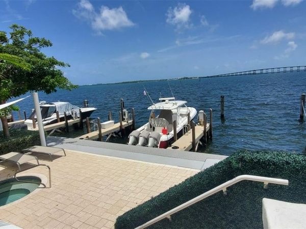 200 SE 15th Rd , Unit 16H, Miami, FL 33129