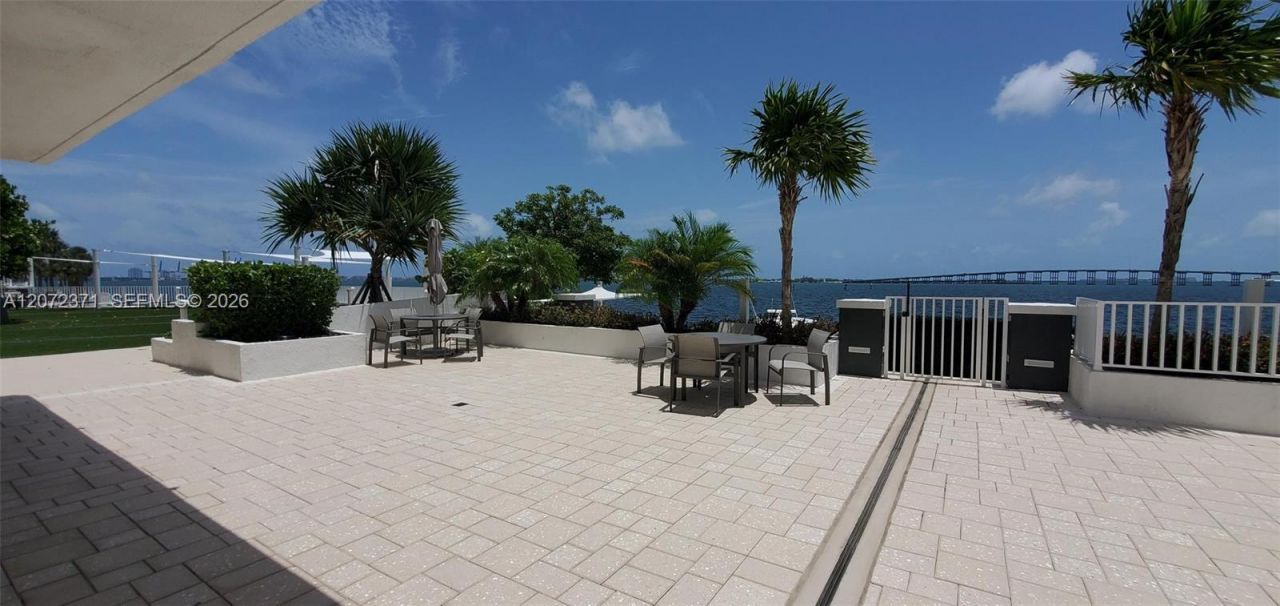 200 SE 15th Rd , Unit 16H, Miami, FL 33129 Photo