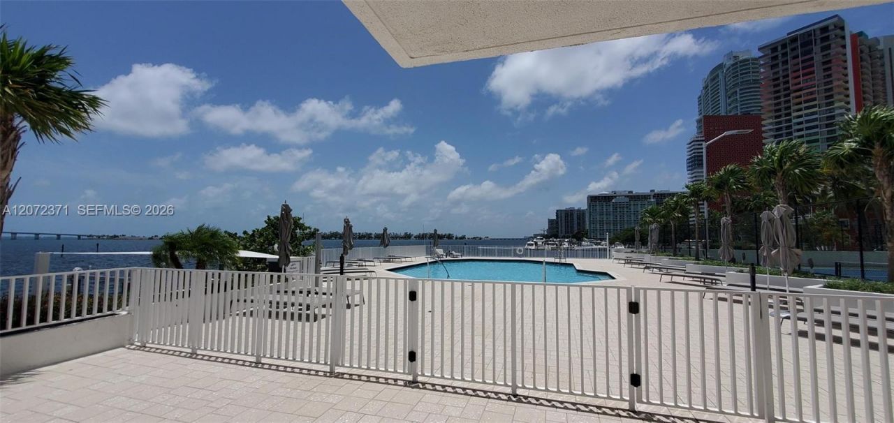 200 SE 15th Rd , Unit 16H, Miami, FL 33129 Photo